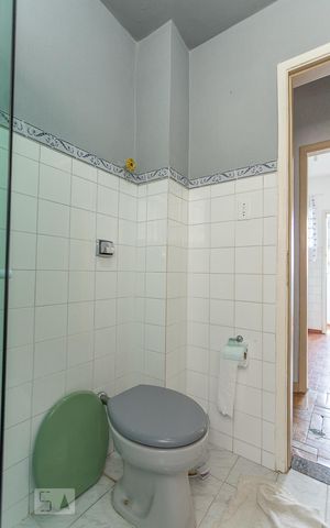 Apartamento para alugar com 31m², 1 quarto e sem vagaBanheiro