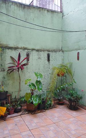 Casa de condomínio à venda com 82m², 2 quartos e 1 vagaPátio