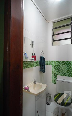 Casa de condomínio à venda com 82m², 2 quartos e 1 vagaLavabo Sala