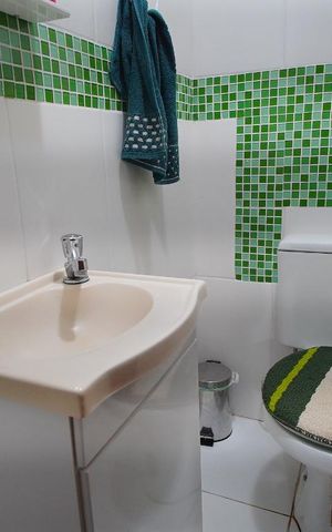Casa de condomínio à venda com 82m², 2 quartos e 1 vagaLavabo Sala