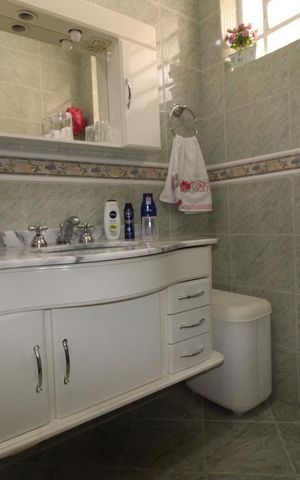 Casa à venda com 172m², 3 quartos e 2 vagasBanheiro da Suíte