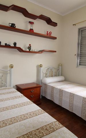 Casa à venda com 172m², 3 quartos e 2 vagasQuarto 1