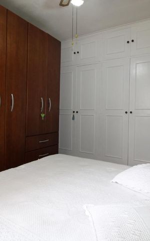 Casa à venda com 172m², 3 quartos e 2 vagasSuíte