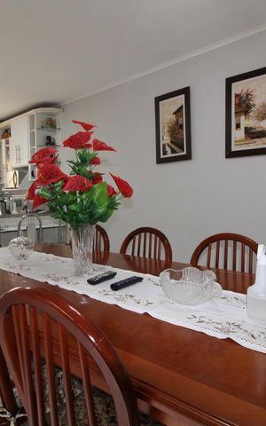 Casa à venda com 172m², 3 quartos e 2 vagasCozinha