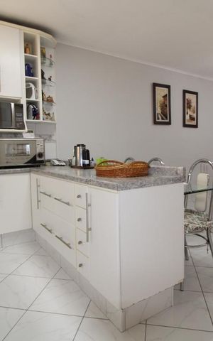 Casa à venda com 172m², 3 quartos e 2 vagasCozinha