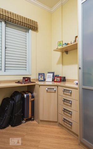 Apartamento à venda com 90m², 2 quartos e 2 vagasEscritório