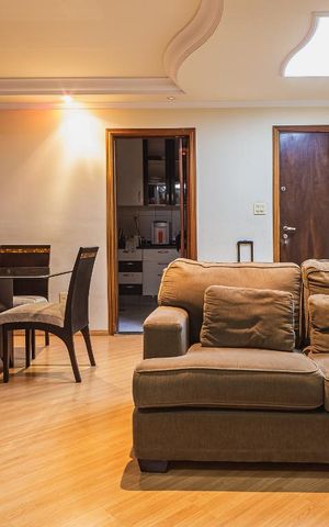 Apartamento à venda com 90m², 2 quartos e 2 vagasSala