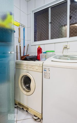 Apartamento à venda com 90m², 2 quartos e 2 vagasÁrea de Serviço