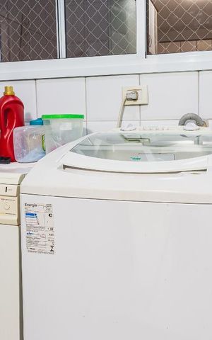 Apartamento à venda com 90m², 2 quartos e 2 vagasÁrea de Serviço