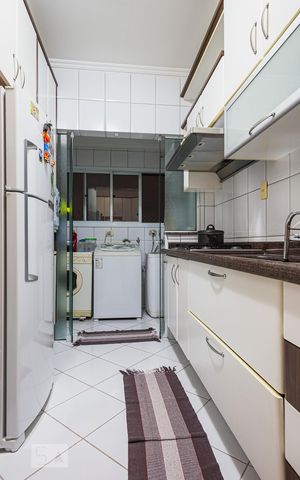 Apartamento à venda com 90m², 2 quartos e 2 vagasCozinha