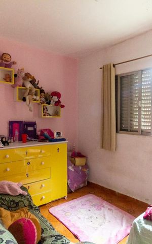 Casa à venda com 175m², 3 quartos e 1 vagaQuarto 1