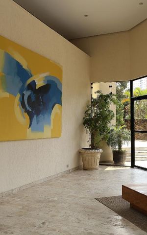 Apartamento à venda com 366m², 3 quartos e 4 vagasHall social