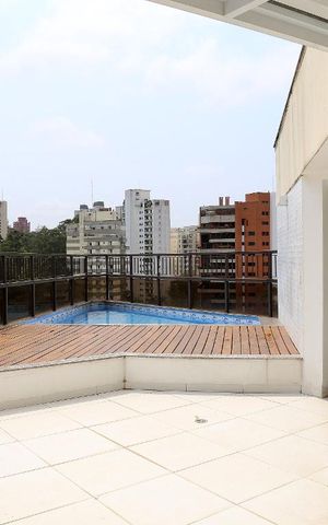 Apartamento à venda com 366m², 3 quartos e 4 vagasCobertura