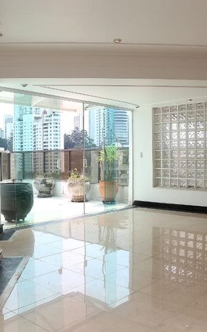 Apartamento à venda com 366m², 3 quartos e 4 vagasSala
