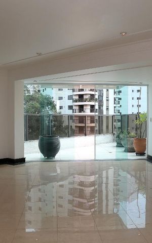 Apartamento à venda com 366m², 3 quartos e 4 vagasSala