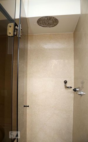 Apartamento à venda com 366m², 3 quartos e 4 vagasBanheiro da Suíte 2