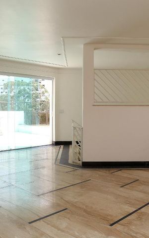 Apartamento à venda com 366m², 3 quartos e 4 vagasCobertura