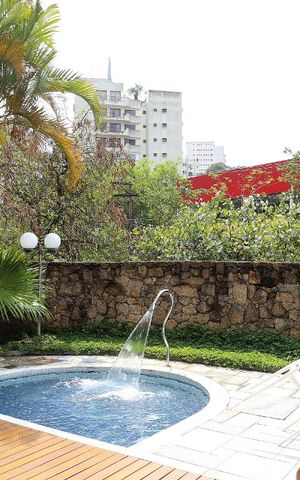 Apartamento à venda com 366m², 3 quartos e 4 vagasÁrea comum - Piscina