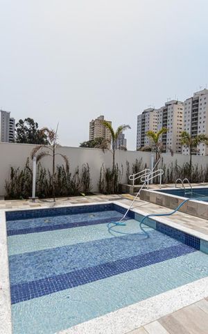 Apartamento à venda com 60m², 2 quartos e 1 vaga Apartamento à venda com 60m², 2 quartos e 1 vagaÁrea comum - Piscina