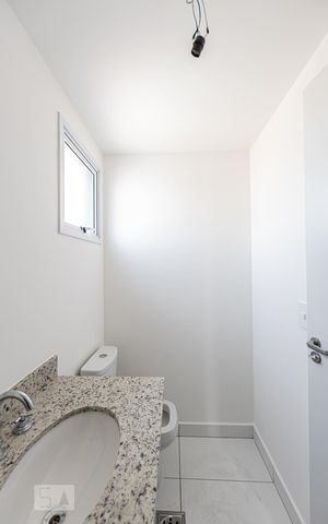 Apartamento à venda com 60m², 2 quartos e 1 vaga Apartamento à venda com 60m², 2 quartos e 1 vagaBanheiro Social