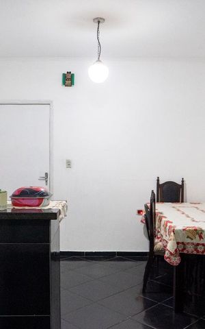 Casa à venda com 161m², 3 quartos e 2 vagasCozinha
