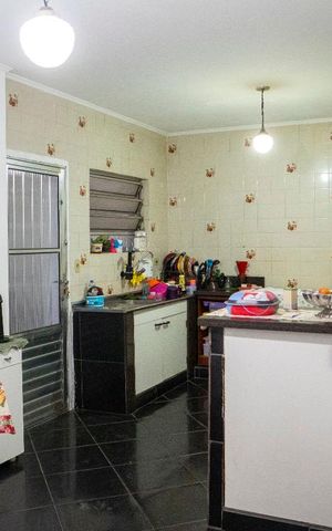 Casa à venda com 161m², 3 quartos e 2 vagasCozinha