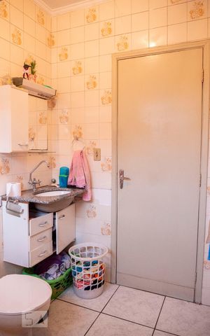 Casa à venda com 161m², 3 quartos e 2 vagasBanheiro