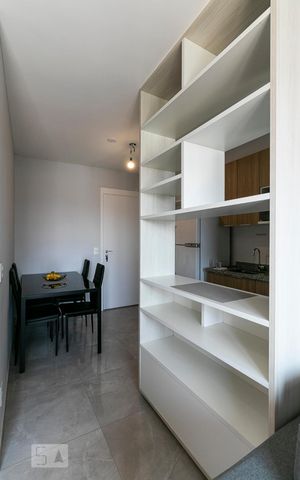 Apartamento à venda com 36m², 1 quarto e 1 vagaEntrada