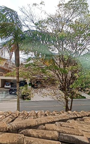 Casa de condomínio à venda com 322m², 4 quartos e 4 vagas Casa de condomínio à venda com 322m², 4 quartos e 4 vagasVista do quarto 2