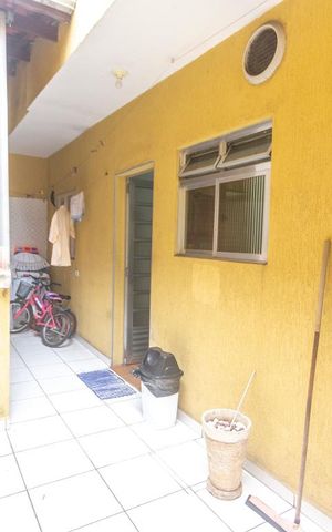 Casa à venda com 150m², 5 quartos e 2 vagasQuintal