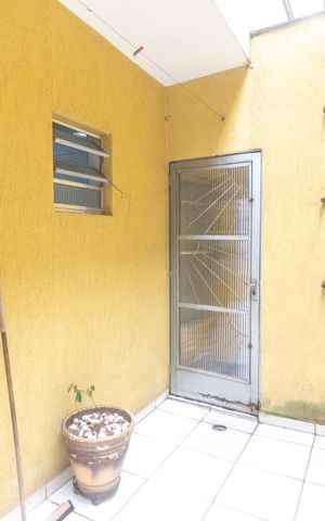 Casa à venda com 150m², 5 quartos e 2 vagasQuintal