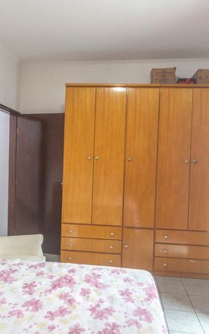 Casa à venda com 150m², 5 quartos e 2 vagasQuarto 3