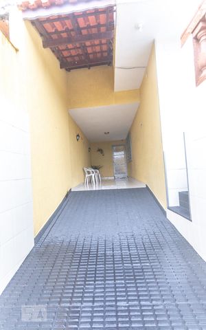 Casa à venda com 150m², 5 quartos e 2 vagasGaragem