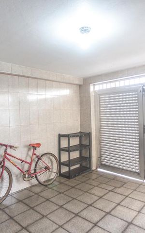 Casa à venda com 150m², 5 quartos e 2 vagasGaragem