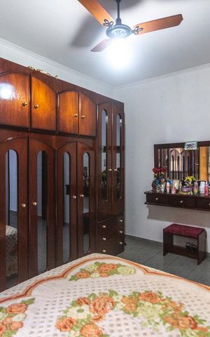 Casa à venda com 150m², 5 quartos e 2 vagasQuarto 4