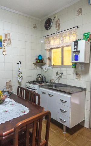 Casa à venda com 150m², 5 quartos e 2 vagasCozinha