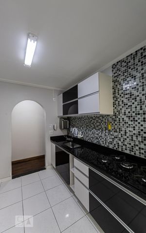 Apartamento para alugar com 64m², 2 quartos e 1 vagaCozinha