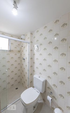 Apartamento para alugar com 64m², 2 quartos e 1 vagaBanheiro Social