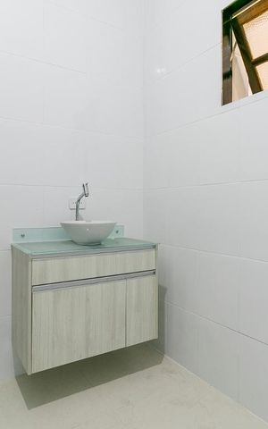 Casa à venda com 150m², 3 quartos e 2 vagasBanheiro 2
