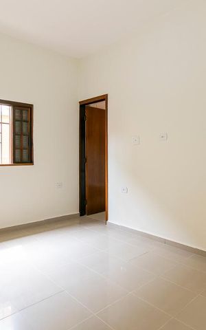 Casa à venda com 150m², 3 quartos e 2 vagasSuíte