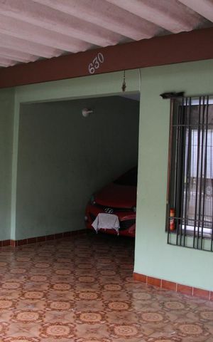 Casa à venda com 150m², 5 quartos e 3 vagasGaragem