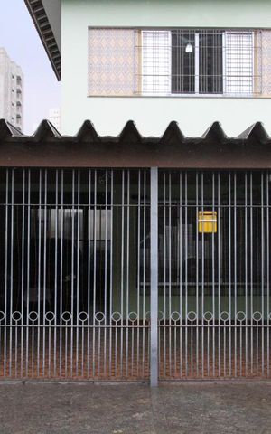 Casa à venda com 150m², 5 quartos e 3 vagasFachada