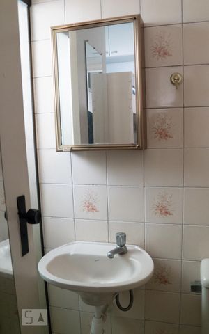 Apartamento para alugar com 93m², 4 quartos e 1 vagaBanheiro de Serviço