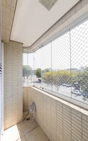 Apartamento à venda com 210m², 4 quartos e 5 vagas Apartamento à venda com 210m², 4 quartos e 5 vagasVaranda Suite 2