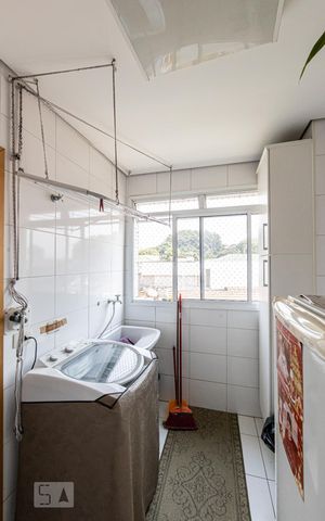 Apartamento à venda com 210m², 4 quartos e 5 vagas Apartamento à venda com 210m², 4 quartos e 5 vagasÁrea de Serviço