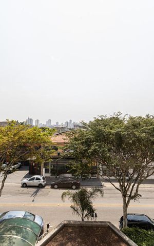 Apartamento à venda com 210m², 4 quartos e 5 vagas Apartamento à venda com 210m², 4 quartos e 5 vagasVista Quarto 2