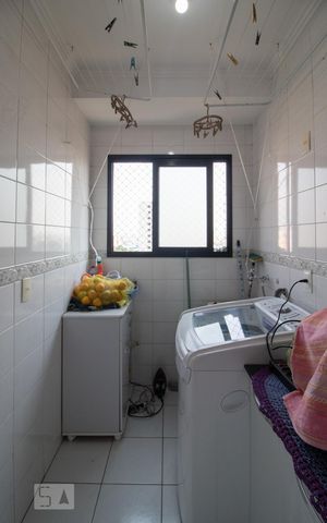 Apartamento à venda com 70m², 2 quartos e 2 vagasÁrea de Serviço