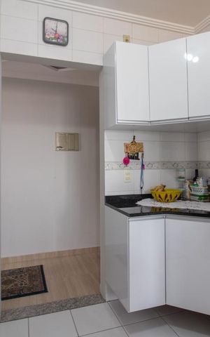 Apartamento à venda com 70m², 2 quartos e 2 vagasCozinha