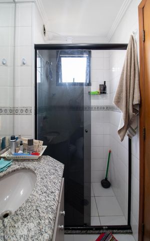 Apartamento à venda com 70m², 2 quartos e 2 vagasBanheiro da Suíte