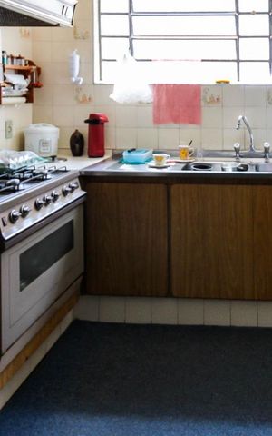 Casa à venda com 243m², 3 quartos e 2 vagas Casa à venda com 243m², 3 quartos e 2 vagasCozinha